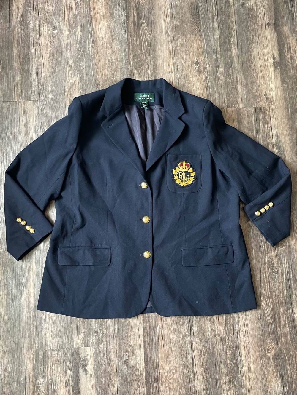 Vintage “Lauren” Ralph Lauren Wool Navy Blue 3D Crest Blazer Jacket Size 18 W